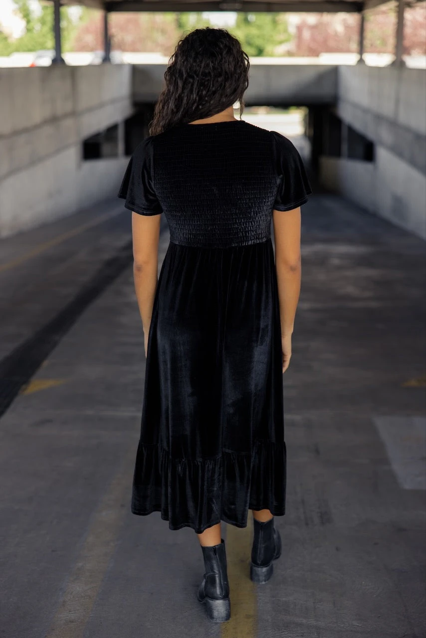 New Moon Flutter Sleeve Velvet Dress - Image 11