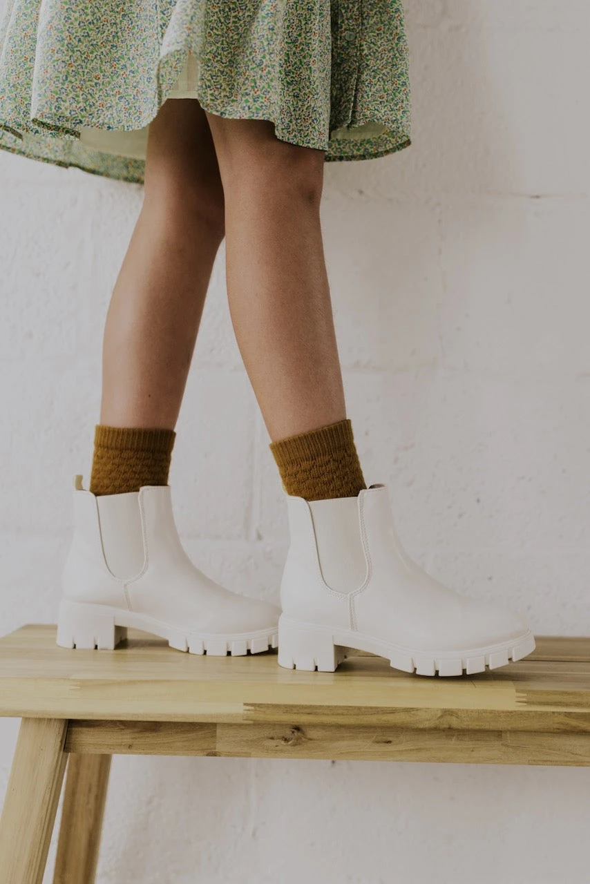 Madi Chelsea Boot - Image 16