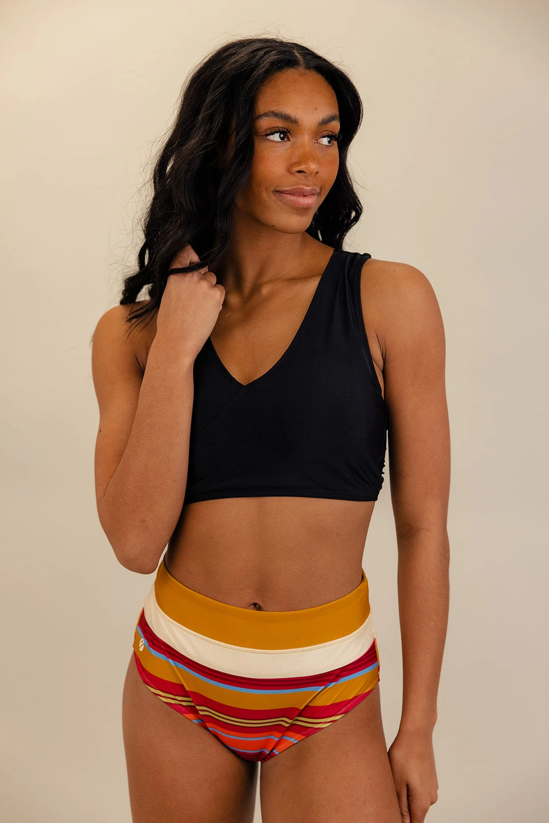 Black Switch V Crop - Image 6