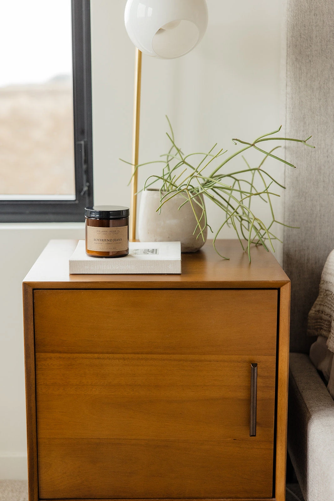 Boyfriend Jeans Candle - Image 2